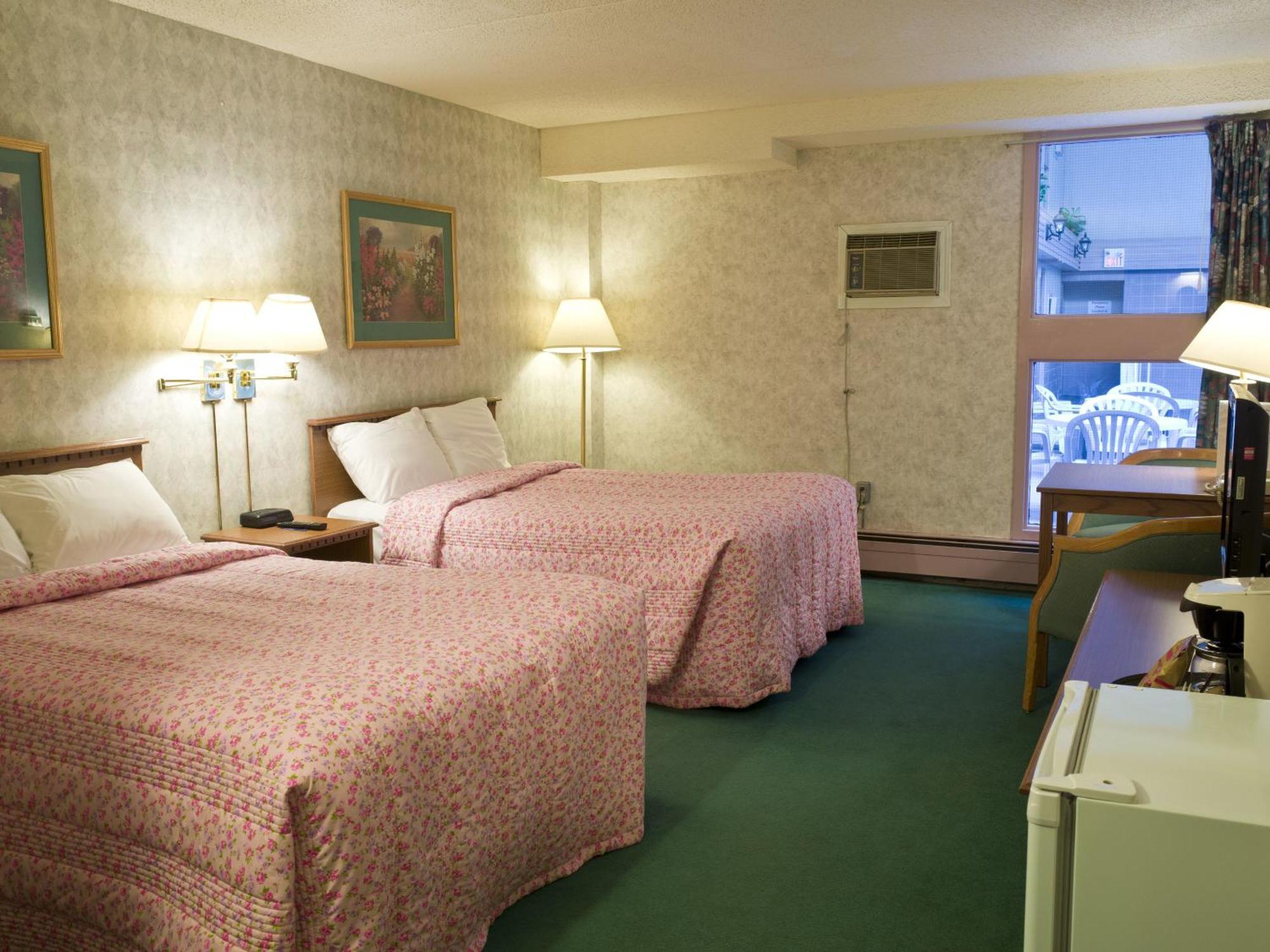Blue Bird Hotel Melfort Εξωτερικό φωτογραφία