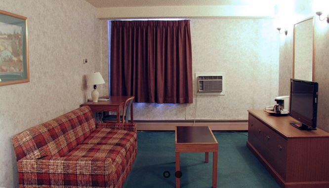Blue Bird Hotel Melfort Εξωτερικό φωτογραφία